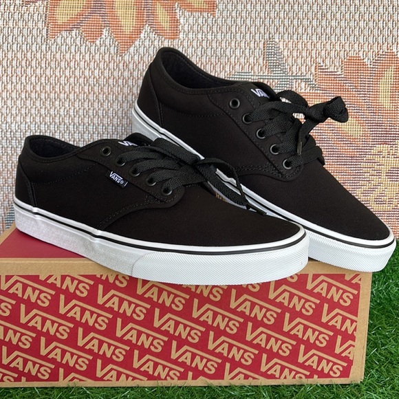 Vans Men’s Atwood
(Canvas) Black/White
VN000TUY187
Sneakers - Picture 5 of 16